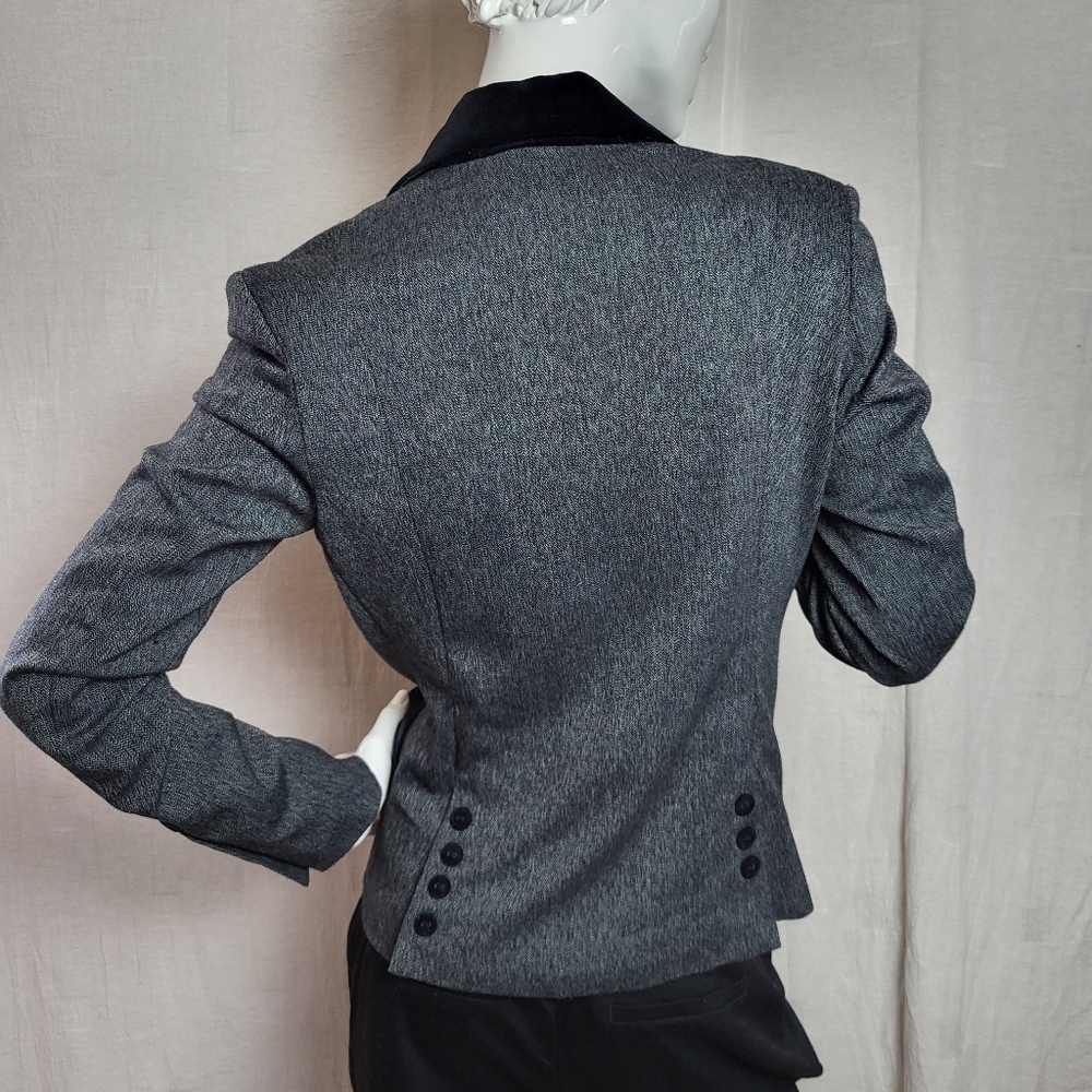 Suzy Shier Women's US4 Blazer Gray Black Velvet Panel Button Front Tailored Fit - Picture 7 of 16
